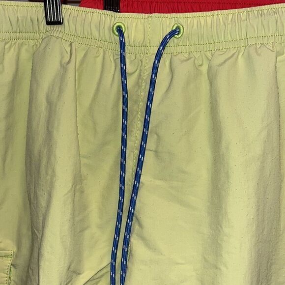 2-Tommy Bahama Cargo style 4 pocket mesh lined swim beach summer sailfish shorts - Picture 4 of 11